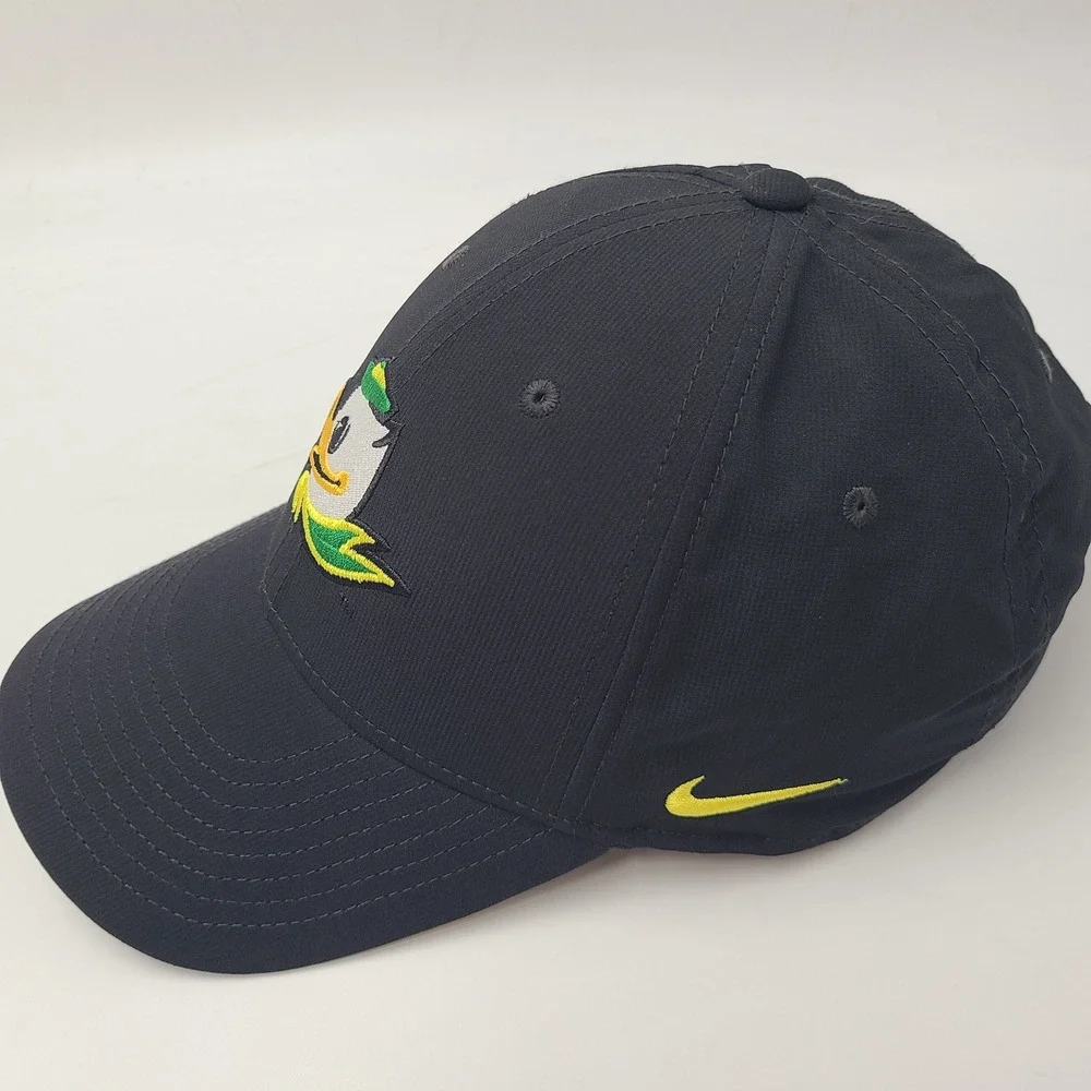 Oregon Ducks Hat Adjustable Nike Black Green NCAA Legacy91 Dri-Fit Puddles Men